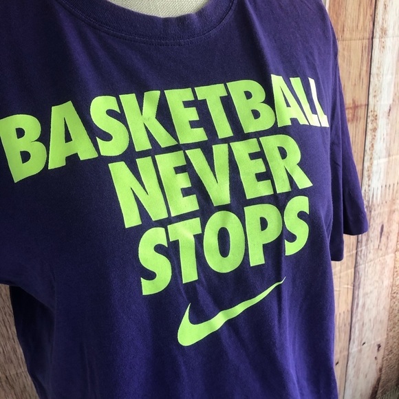 Nike Drifit Shirt - Picture 2 of 3